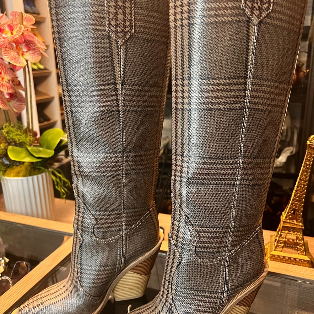 Fendi Gray Plaid Heeled Boots